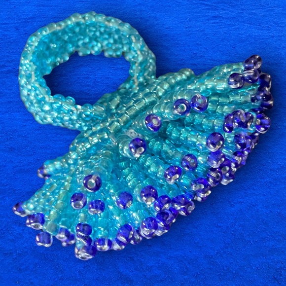 💖 Iridescent Turquoise & Purple Beaded Statement Ring 💖 - Picture 2 of 3